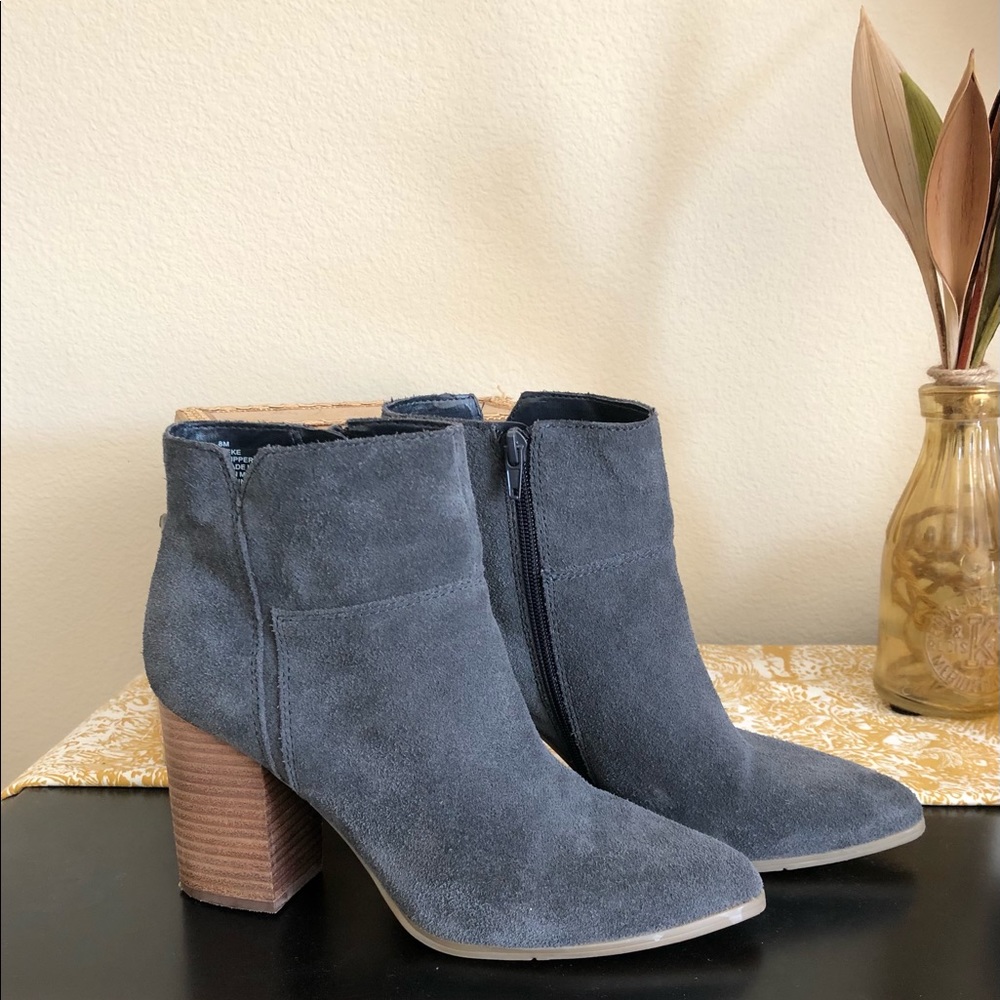 Nine West Grey Suede Boots Size 8